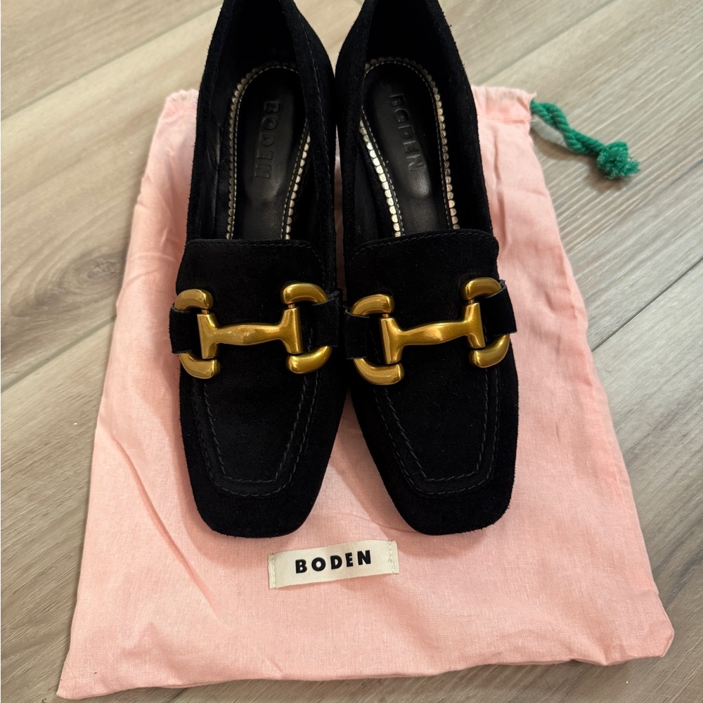 Boden| Like-New Black Suede Loafers with Gold Accent Women’s Size 38 - Picture 4 of 8